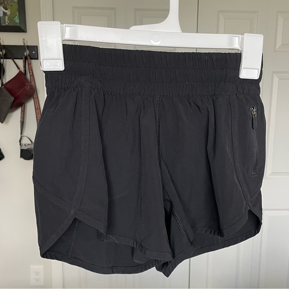 lululemon athletica Pants - Lululemon black tracker shorts